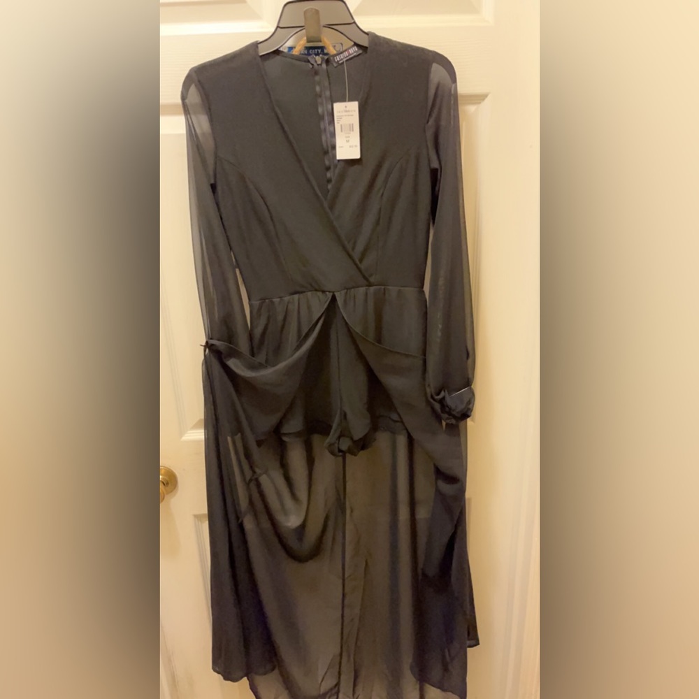 NWT-Med Fashion Nova